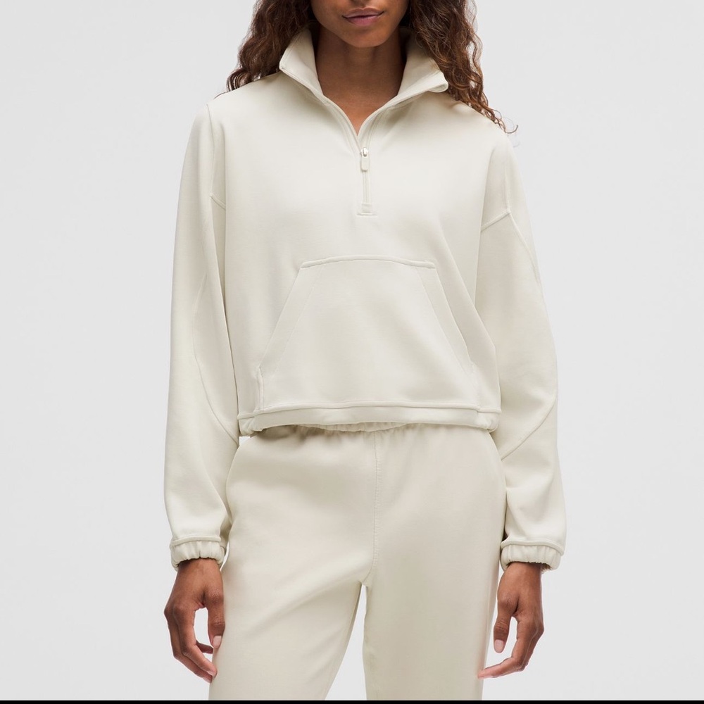 Lululemon Brushed Softstreme Half Zip size 2 in color bone